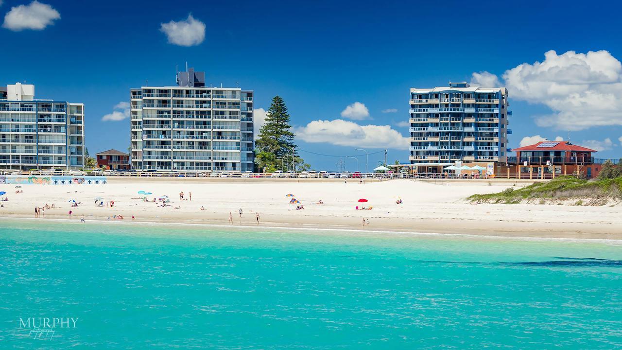 Beaches International Форстер Экстерьер фото